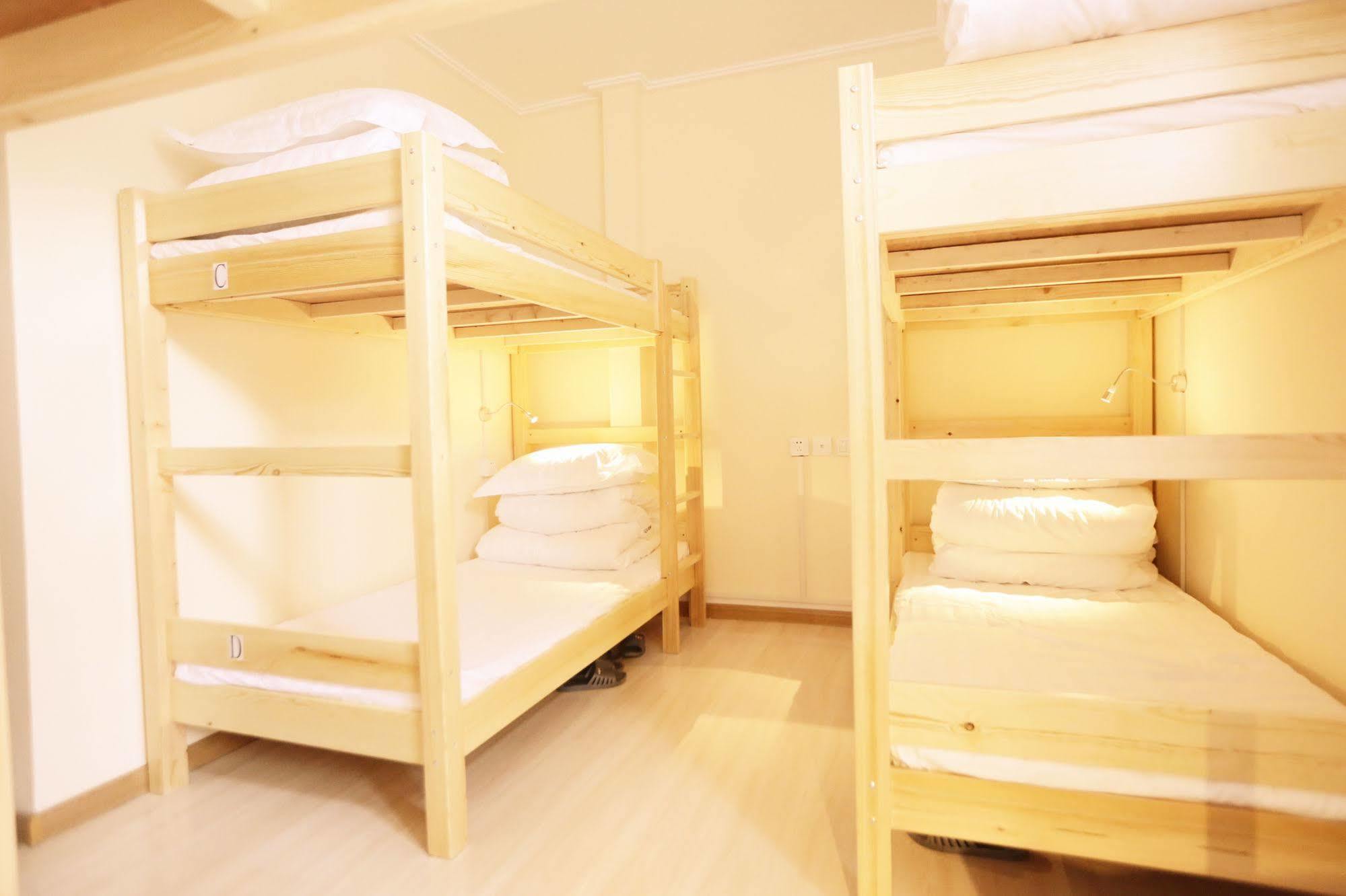 Beijing Granary International Hostel ภายนอก รูปภาพ